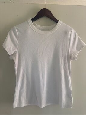 Old Navy Women’s White Short-Sleeve ‘Snug’ Crewneck Tee Sz L